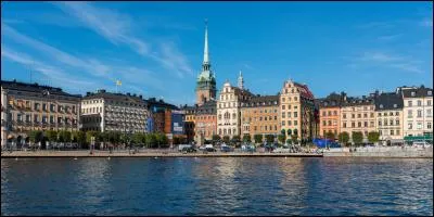 Dans quelle capitale le Premier ministre Olof Palme a-t-il été assassiné en 1986 ?