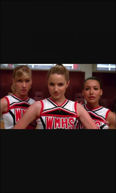 Sur cette photo, ces filles s'appellent :