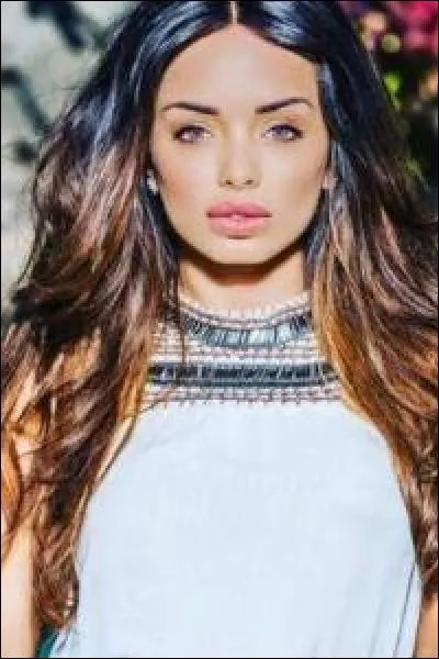 Dimitri est tombé amoureux de :