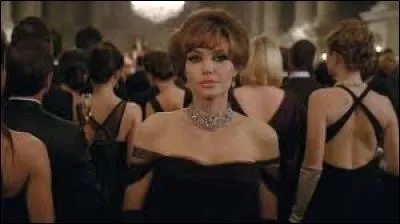 Quelle actrice joue ce personnage ?