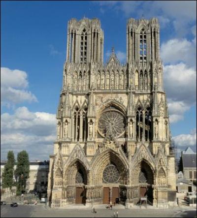 Quel est le nom des habitants de cette ville surtout connue pour sa cathédrale, Reims ?
