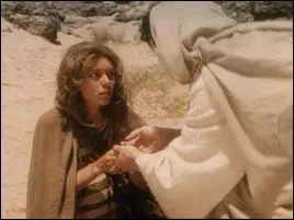 Qui vient au secours d'Agar dans le desert ?