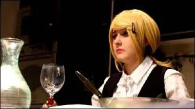 Pour quelle chanson Mikan avait-elle enfilé le costume de Rin (photo) ?