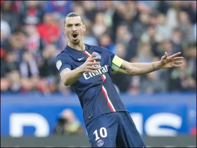 Zlatan Ibrahimovic est un joueur de...