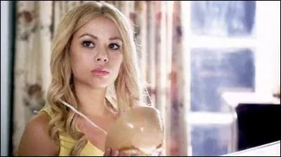 Mona était-elle dans la maison de torture de -A ?