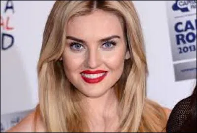 De quelle couleur sont ses yeux ?