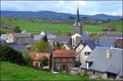 Nous partons faire un tour en Auvergne. Je vous emmène à Nébouzat. Commune de l'aire urbaine de Clermont-Ferrand, elle se situe dans le département ...