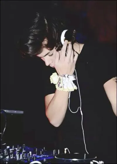 Comment s'appelle sa mère ?