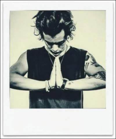 Où travaillait-il avant d'être chanteur ?