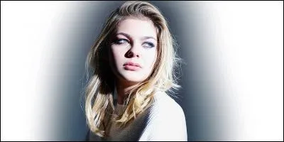 Quel prix a-t-elle obtenu aux Victoires de la musique ?