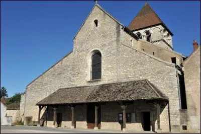 Les habitants de Chagny sont fiers de l'église Saint-Martin et de son clocher roman. Ce sont...