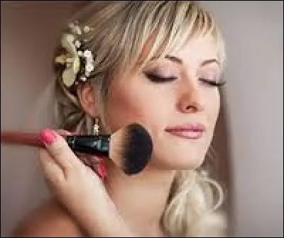 Quant il lui donne un rendez-vous, le coifeur de ma femme lui met toujoure deux choix dans la date.