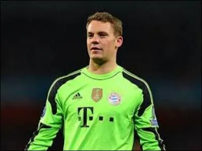 Voici un excellent gardien allemand appelé...