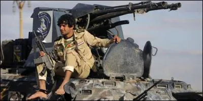 Pour quelle raison cet homme n'avait-il pu rentrer dans l'armée irakienne par le passé ?