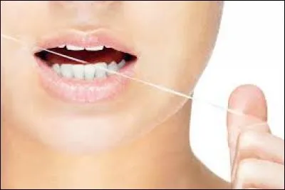 Il me reste de la nourriture entre les dents, je vais utiliser...