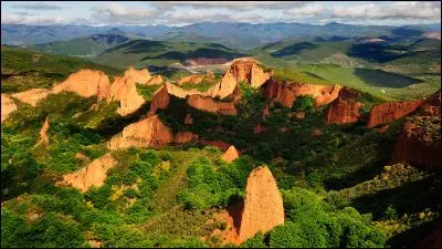 A quel pays la Cantabrie appartient-elle ?