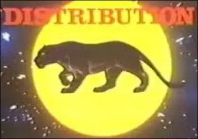 Quel éditeur vidéo indépendant, associé de Jean-Paul Belmondo et promoteur de Bruce Lee, a choisi une panthère noire pour représenter sa société de distribution ?