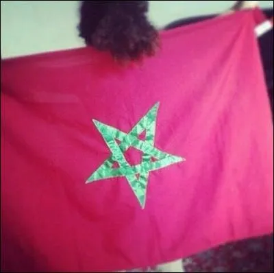 Comment se nomme la petite sur de Riane ?