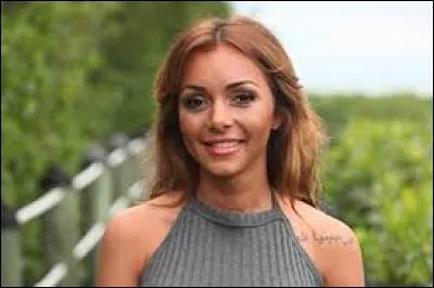 Friends Trip 1&2 - Quel est le Twitter de Fidji ?