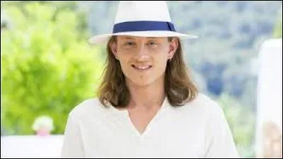 Les princes de l'amour 3 - Quel est le Facebook de Djémil ?