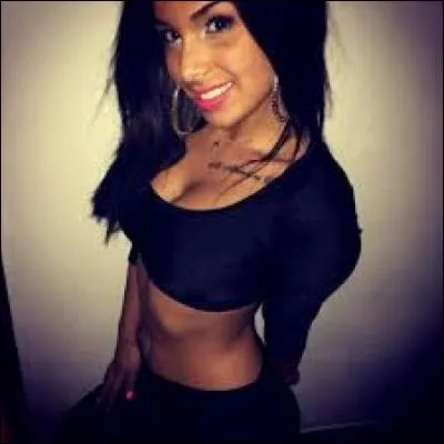 Les princes de l'amour 1 - Quel est l'Instagram d'Emilia ?