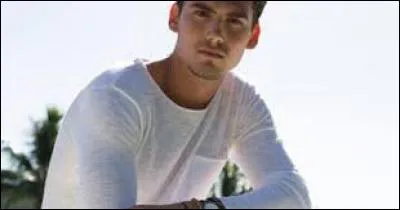 Friends Trip 2 - Quel est le compte Facebook de Clément ?