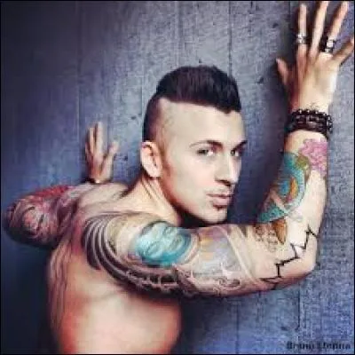 Les princes de l'amour 1 - Quel est l'Instagram d'Alex ?