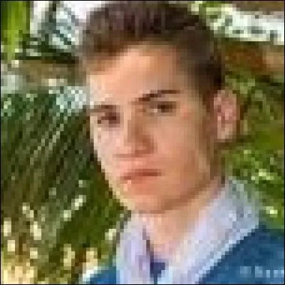 Au début de l'aventure, de quelle couleur était l'équipe de Marius ?