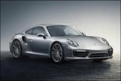 C'est une Porsche ou une Ferrari ?
