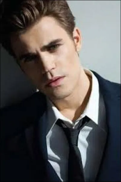 Qui est le premier amour de Stefan ?