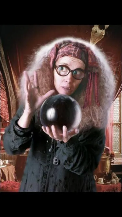 Quel le jour et le mois de naissance de Sibylle Trelawney ?