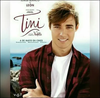 Léon est l'amoureux de...