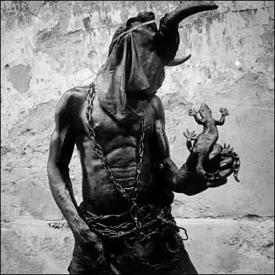 Qui est ce Dieu du panthéon mésopotamien représentant l'enfer et la mort ?