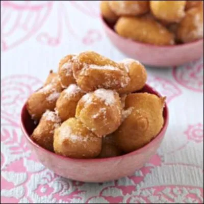 Quel est ce beignet soufflé et sucré de pâte à choux frite ?