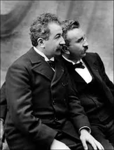 Reconnaissez-vous cette fratrie d'inventeurs ?