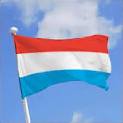 À quel(s) pays appartient ce drapeau ?