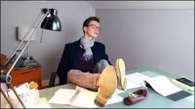 Comment s'appelle la chaîne qu'il avait en CM1 ?