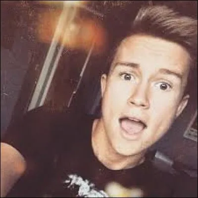 Quelle est la date de sa 1re vidéo ?