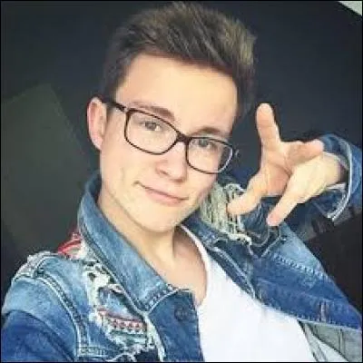 Combien a-t-il fait de vidéos ?