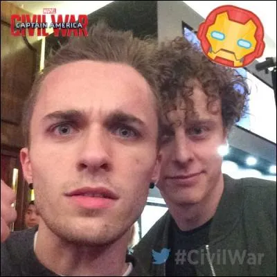 Avec qui a-t-il une cha&icirc;ne secondaire ?