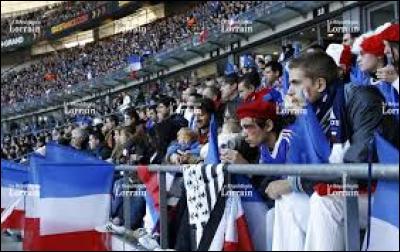 Septembre ; En Angleterre et au Pays de Galles, une Coupe du monde a eu lieu. Dans quel sport ?