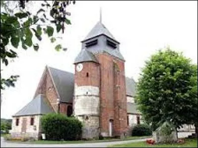 Voici l'église Saint-Jean-Baptise d'Hétomesnil. Commune des Hauts-de-France, elle se situe dans le département ...