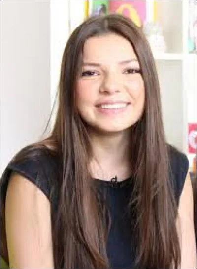 Quelle est cette YouTubeuse ?