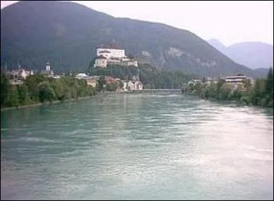 Où coule l'Inn ? (3 réponses possibles)