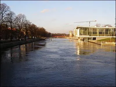 Où coule la Nissan ?