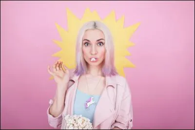 Comment s'appelle sa marque de bijoux ?