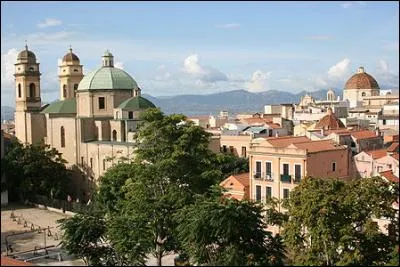 Quelle est la capitale de la Sardaigne ?