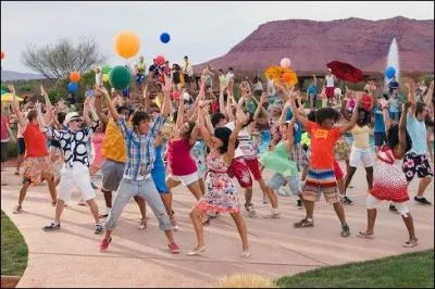 Quelle est la dernire chanson d'High School Musical 2 ?