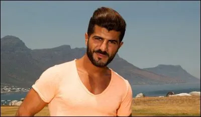 Qui a fait plusieurs années de boxe ?