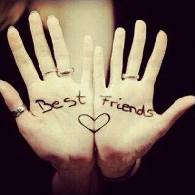 Il y a eu aussi des disputes, une avec ma meilleure _____ à cause d'une petite peste, mais tout ça, c'est du passé.